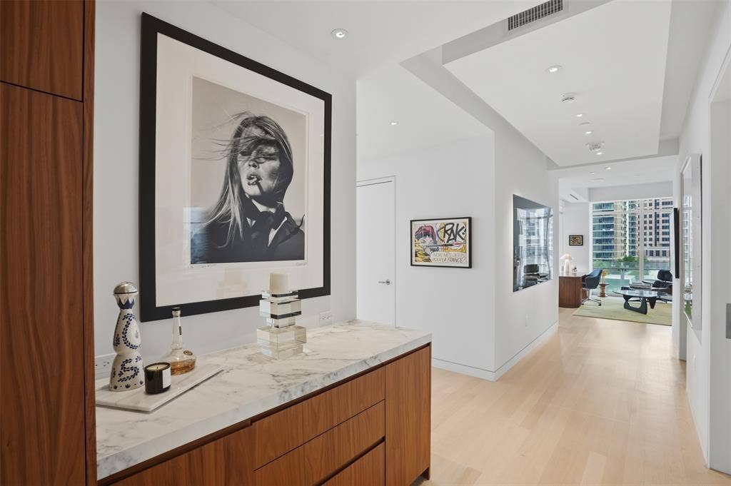 1918 Olive Street, #704, Dallas, TX 75201 1918 Olive Street, #704, Dallas, TX 75201