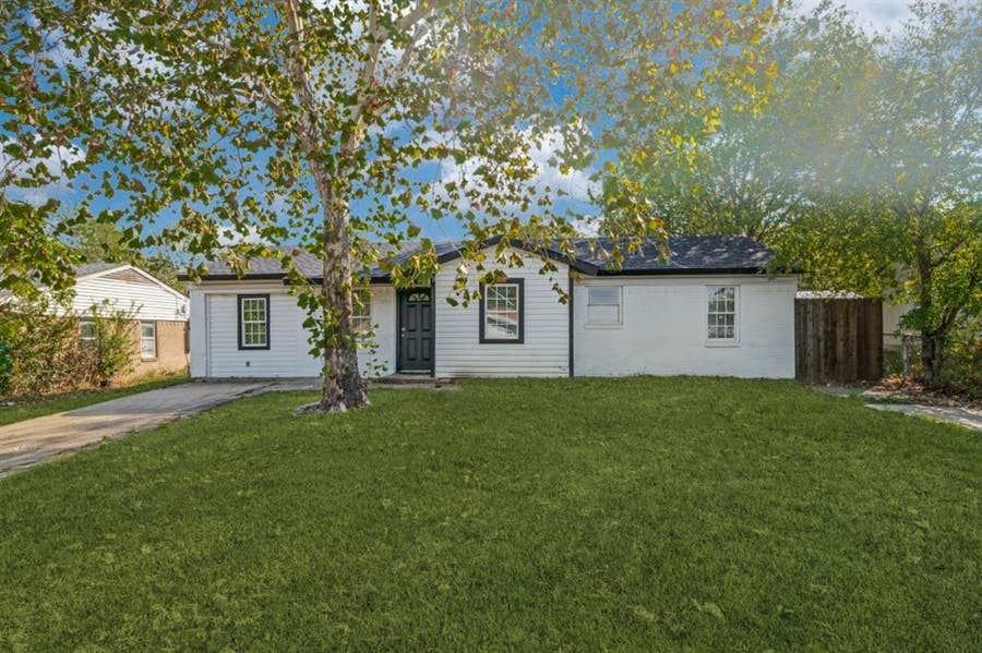 Property photo for 4420 Cochise Drive, Balch Springs, TX
