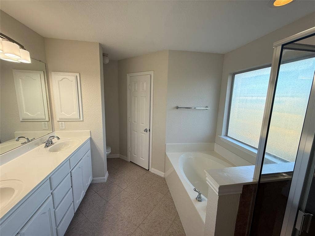 2113 Reston Drive, McKinney, TX 75072 2113 Reston Drive, McKinney, TX 75072