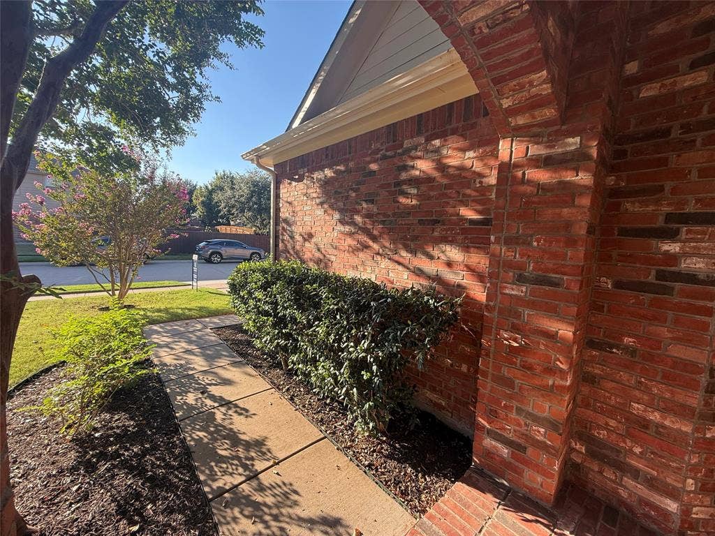 2113 Reston Drive, McKinney, TX 75072 2113 Reston Drive, McKinney, TX 75072