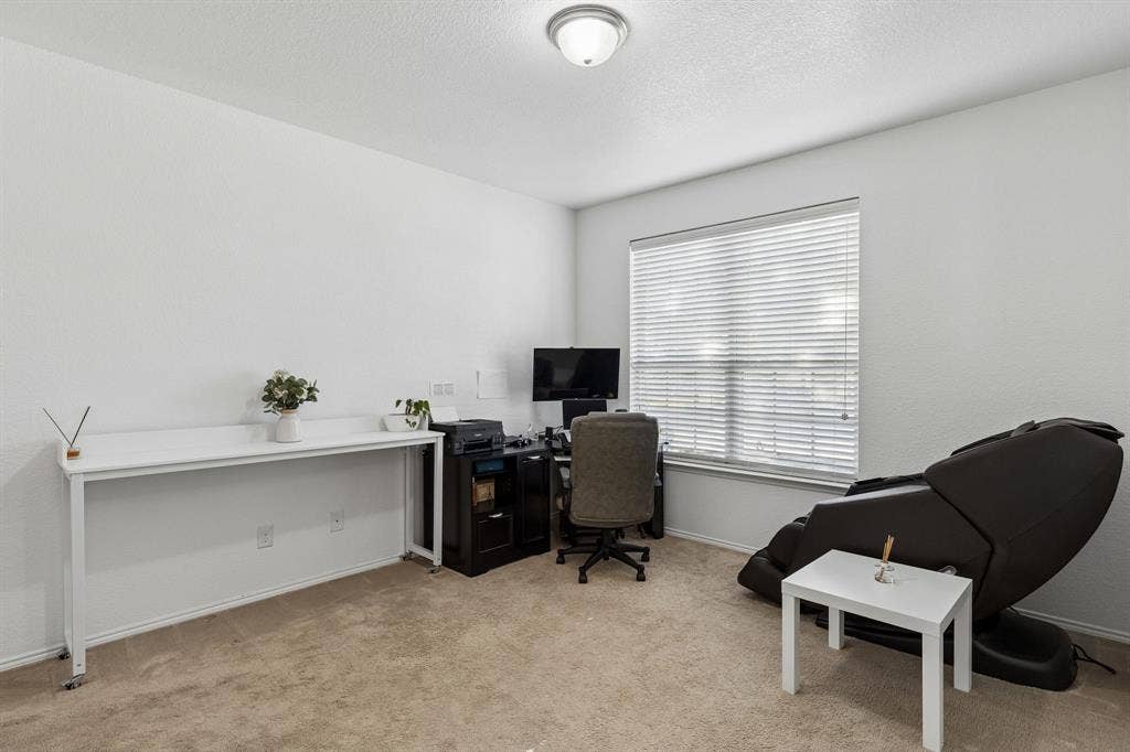 1501 Coyote Ridge Road, Wylie, TX 75098 Recessed window with blinds