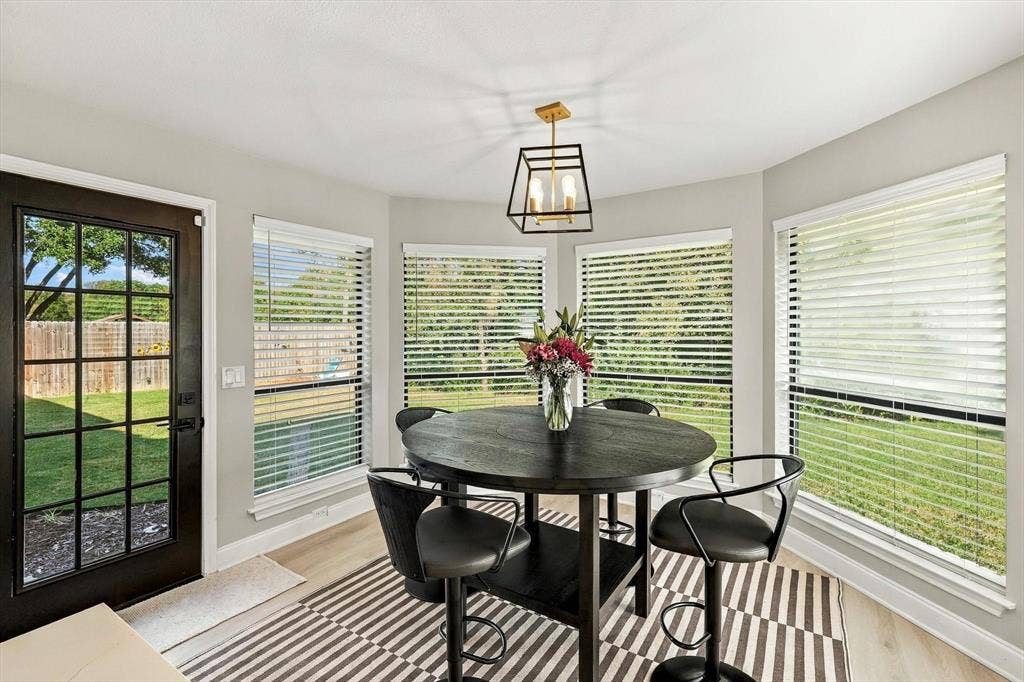 10011 Woodlake Drive, Dallas, TX 75243 10011 Woodlake Drive, Dallas, TX 75243