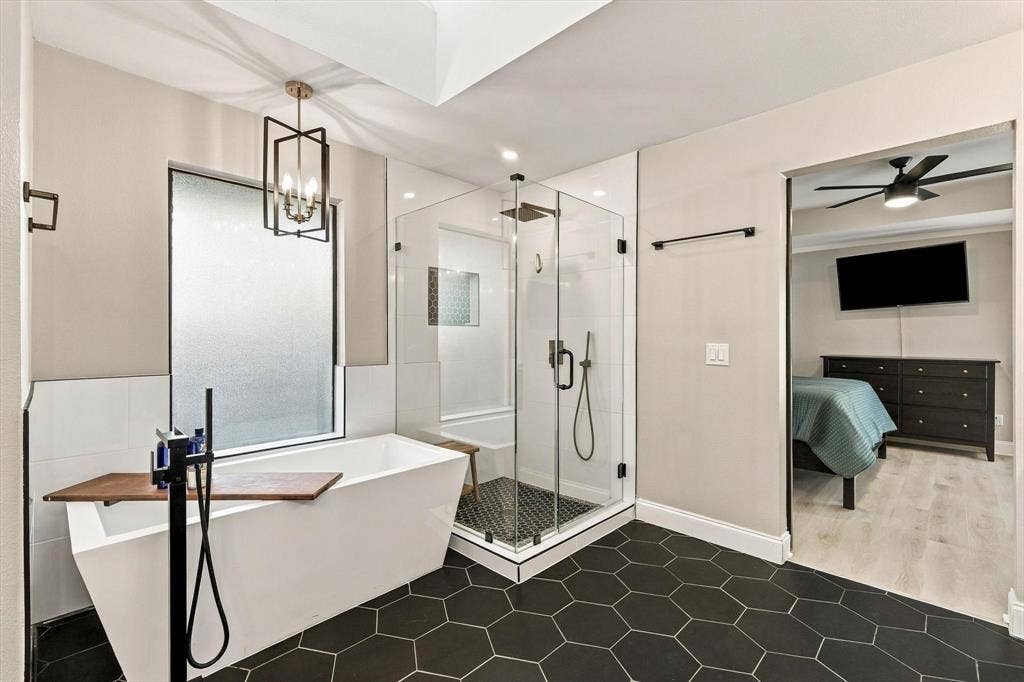 10011 Woodlake Drive, Dallas, TX 75243 10011 Woodlake Drive, Dallas, TX 75243