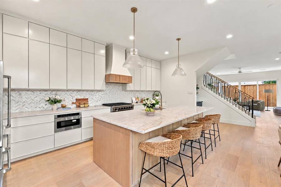 Property photo for 6002 La Vista Drive, Dallas, TX