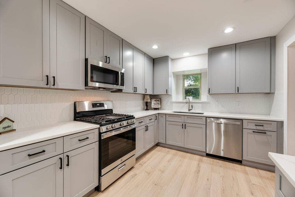 5864 Winding Woods Trail, Dallas, TX 75227 5864 Winding Woods Trail, Dallas, TX 75227