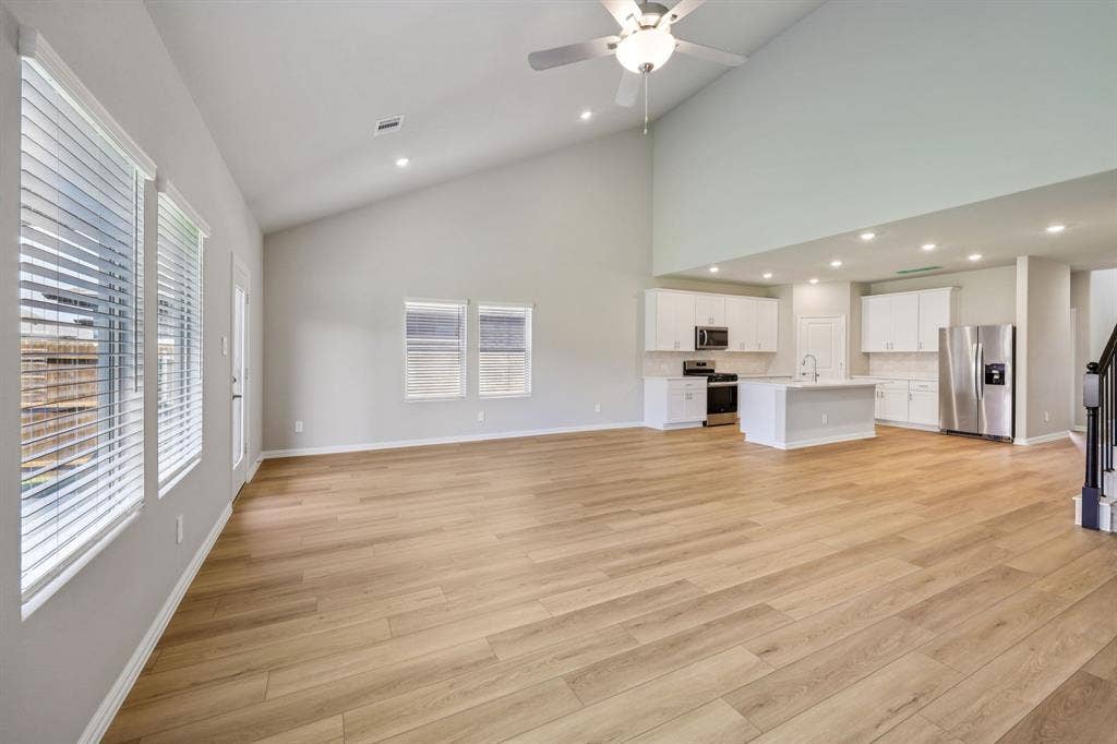 412 Watertown Drive, Princeton, TX 75071 Photo is not of the actual home, but is an inspirational photo of builder’s model home and may depict options, furnishings, and/or decorator features that are not included.