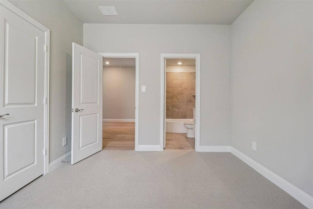 1208 Morrell Drive, Princeton, TX 75071 Photo is not of the actual home, but is an inspirational photo of builder’s model home and may depict options, furnishings, and/or decorator features that are not included.