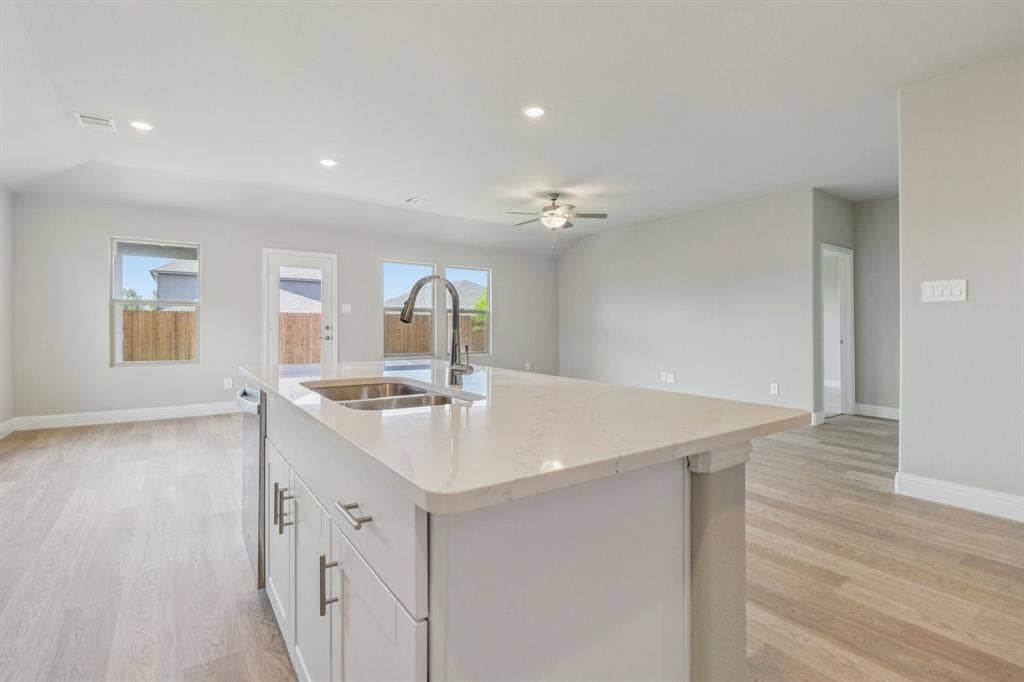 1208 Morrell Drive, Princeton, TX 75071 Photo is not of the actual home, but is an inspirational photo of builder’s model home and may depict options, furnishings, and/or decorator features that are not included.