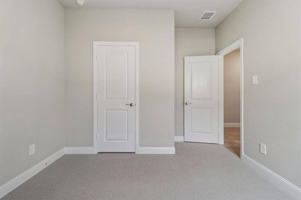 1208 Morrell Drive, Princeton, TX 75071 Photo is not of the actual home, but is an inspirational photo of builder’s model home and may depict options, furnishings, and/or decorator features that are not included.