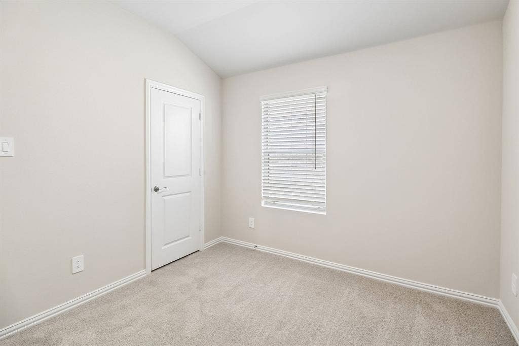 1206 Morrell Drive, Princeton, TX 75071 Photo is not of the actual home, but is an inspirational photo of builder’s model home and may depict options, furnishings, and/or decorator features that are not included.