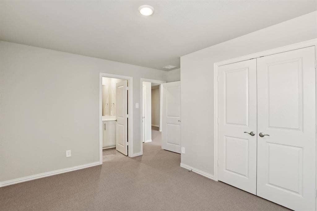 3858 Austin Drive, Farmersville, TX 75442 Photo is not of the actual home, but is an inspirational photo of builder’s model home and may depict options, furnishings, and/or decorator features that are not included.