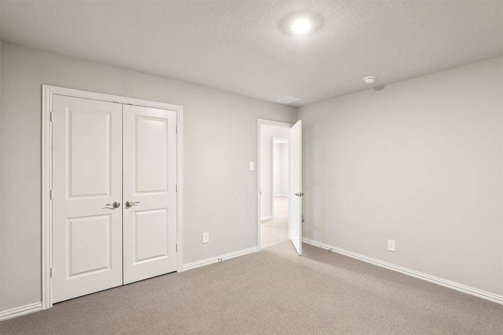 3858 Austin Drive, Farmersville, TX 75442 Photo is not of the actual home, but is an inspirational photo of builder’s model home and may depict options, furnishings, and/or decorator features that are not included.