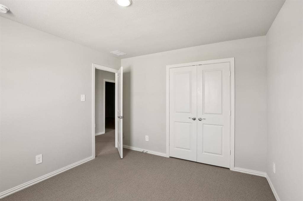 3858 Austin Drive, Farmersville, TX 75442 Photo is not of the actual home, but is an inspirational photo of builder’s model home and may depict options, furnishings, and/or decorator features that are not included.