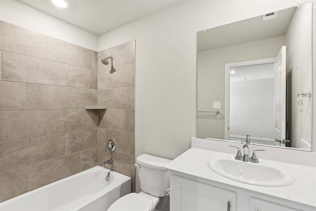 3858 Austin Drive, Farmersville, TX 75442 Photo is not of the actual home, but is an inspirational photo of builder’s model home and may depict options, furnishings, and/or decorator features that are not included.