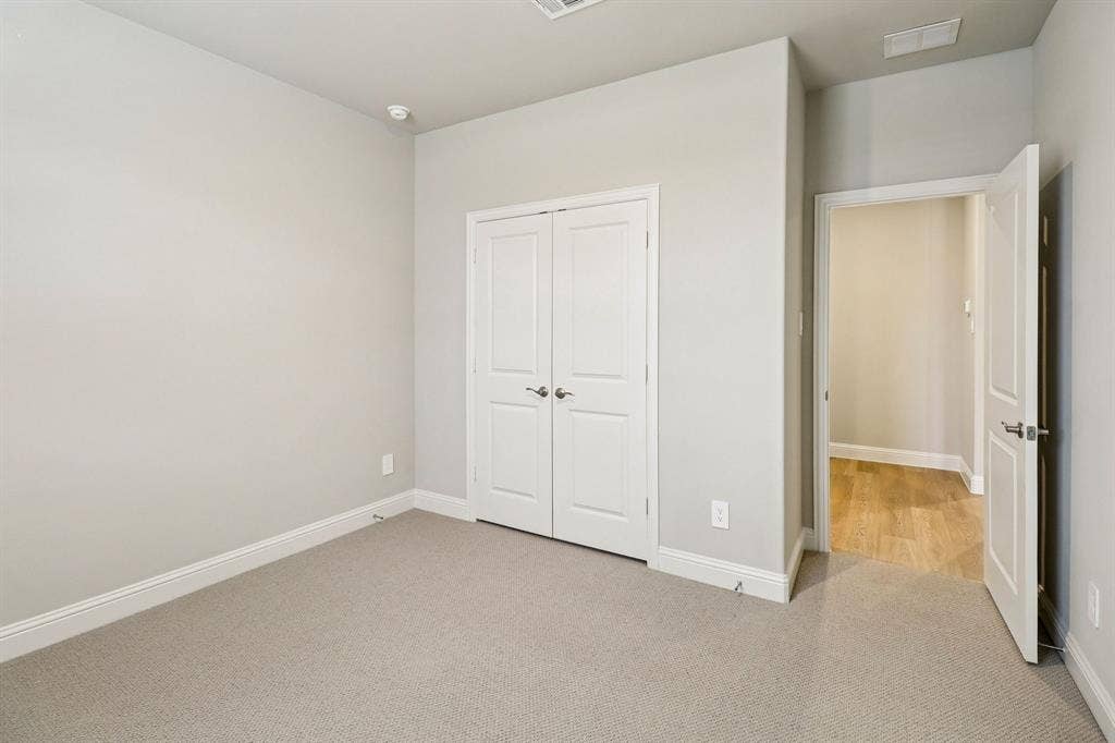 3850 Austin Drive, Farmersville, TX 75442 Photo is not of the actual home, but is an inspirational photo of builder’s model home and may depict options, furnishings, and/or decorator features that are not included.