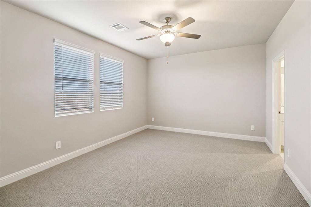 3850 Austin Drive, Farmersville, TX 75442 Photo is not of the actual home, but is an inspirational photo of builder’s model home and may depict options, furnishings, and/or decorator features that are not included.