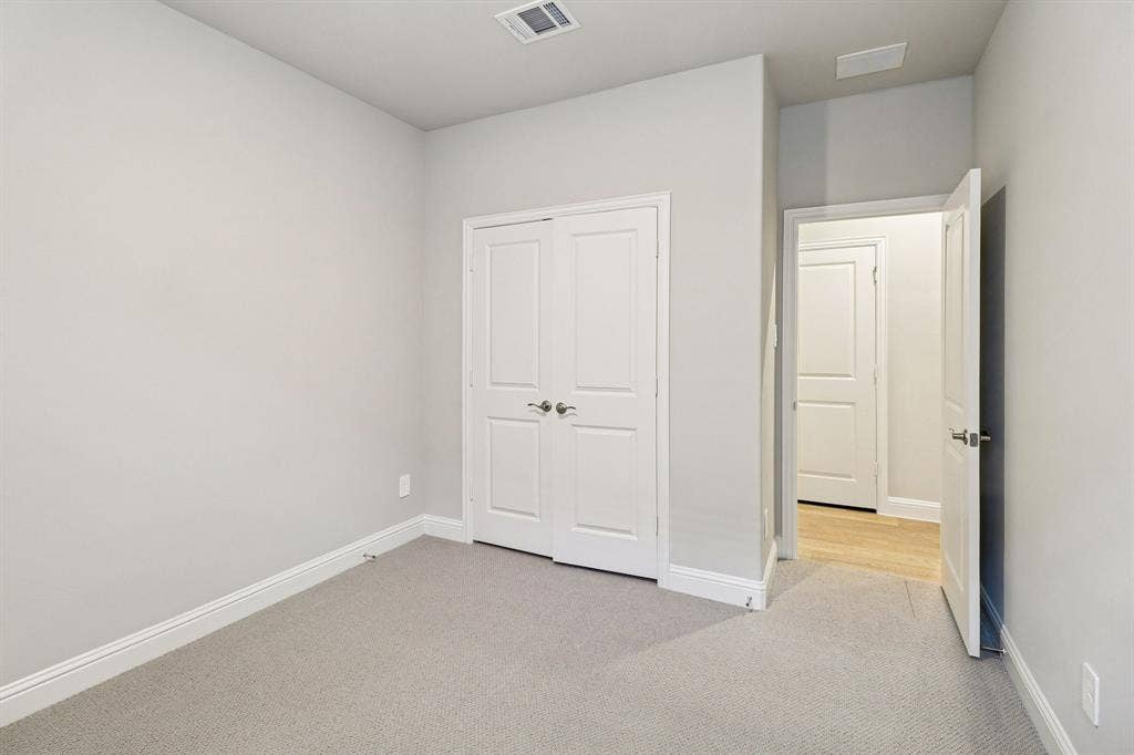3850 Austin Drive, Farmersville, TX 75442 Photo is not of the actual home, but is an inspirational photo of builder’s model home and may depict options, furnishings, and/or decorator features that are not included.