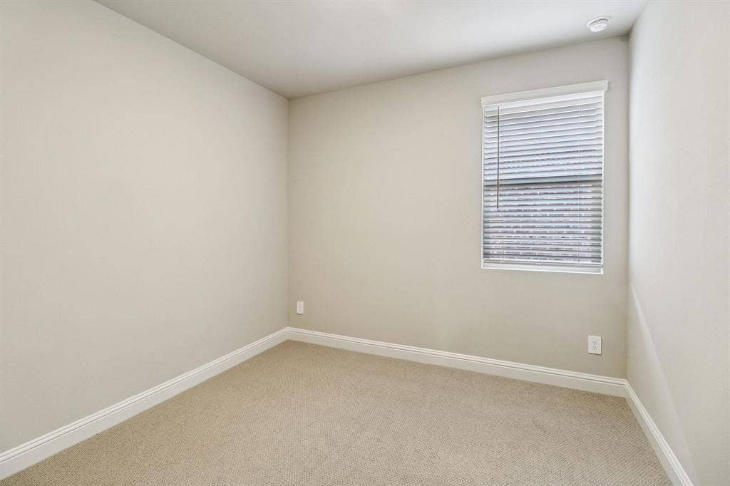 3850 Austin Drive, Farmersville, TX 75442 Photo is not of the actual home, but is an inspirational photo of builder’s model home and may depict options, furnishings, and/or decorator features that are not included.