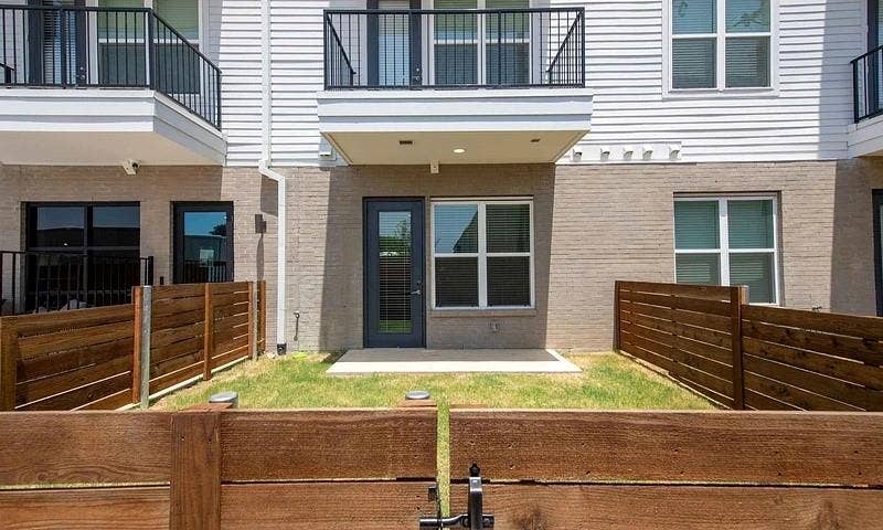 2232 Empire Central Drive, #413, Dallas, TX 75235 2232 Empire Central Drive, #413, Dallas, TX 75235