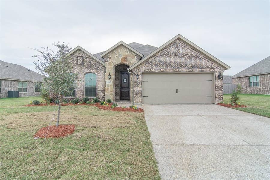Property photo for 3123 Clear Springs Drive, Forney, TX