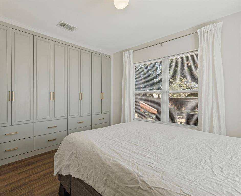 2002 Seevers Avenue, Dallas, TX 75216 2002 Seevers Avenue, Dallas, TX 75216