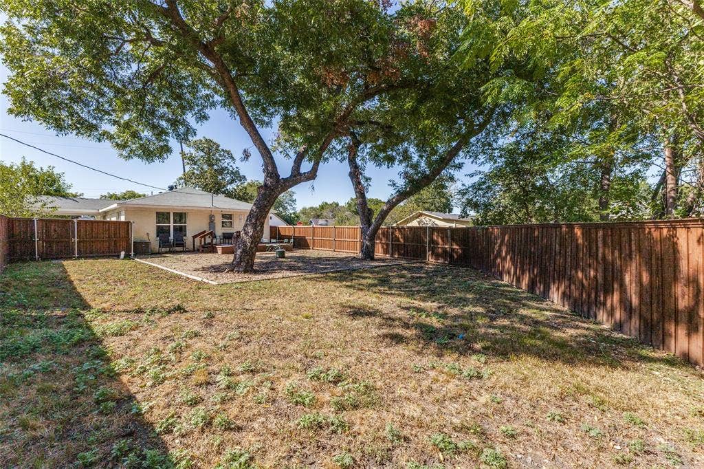 2002 Seevers Avenue, Dallas, TX 75216 2002 Seevers Avenue, Dallas, TX 75216