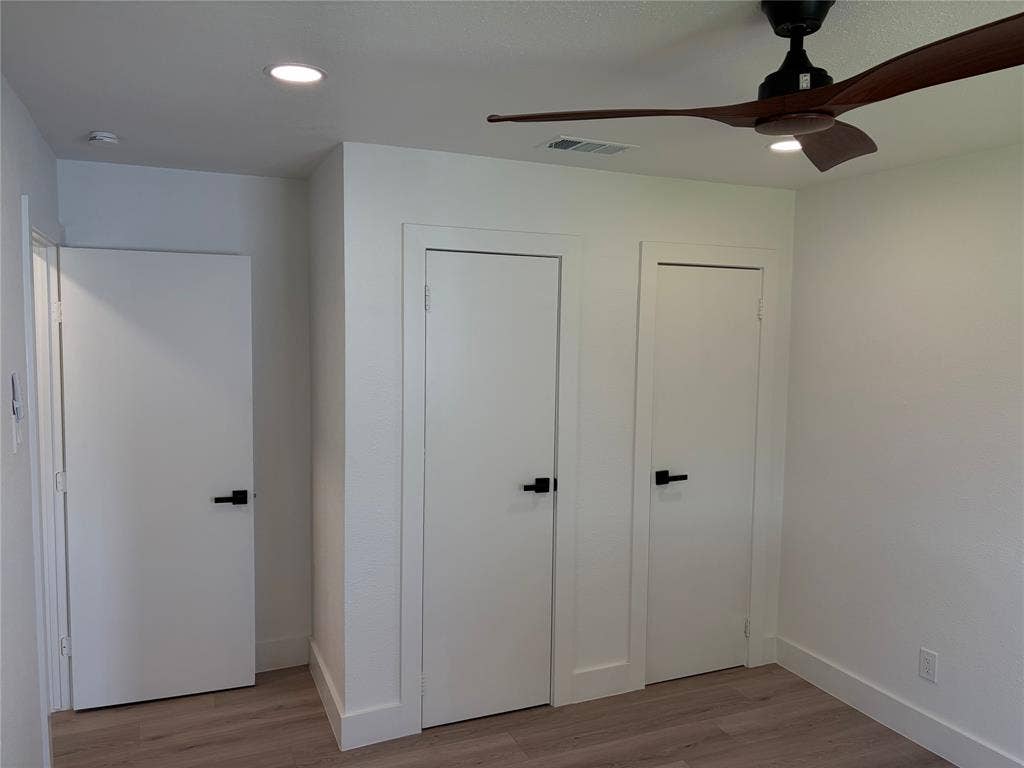1006 Heritage Drive, Garland, TX 75043 Bedroom Closets