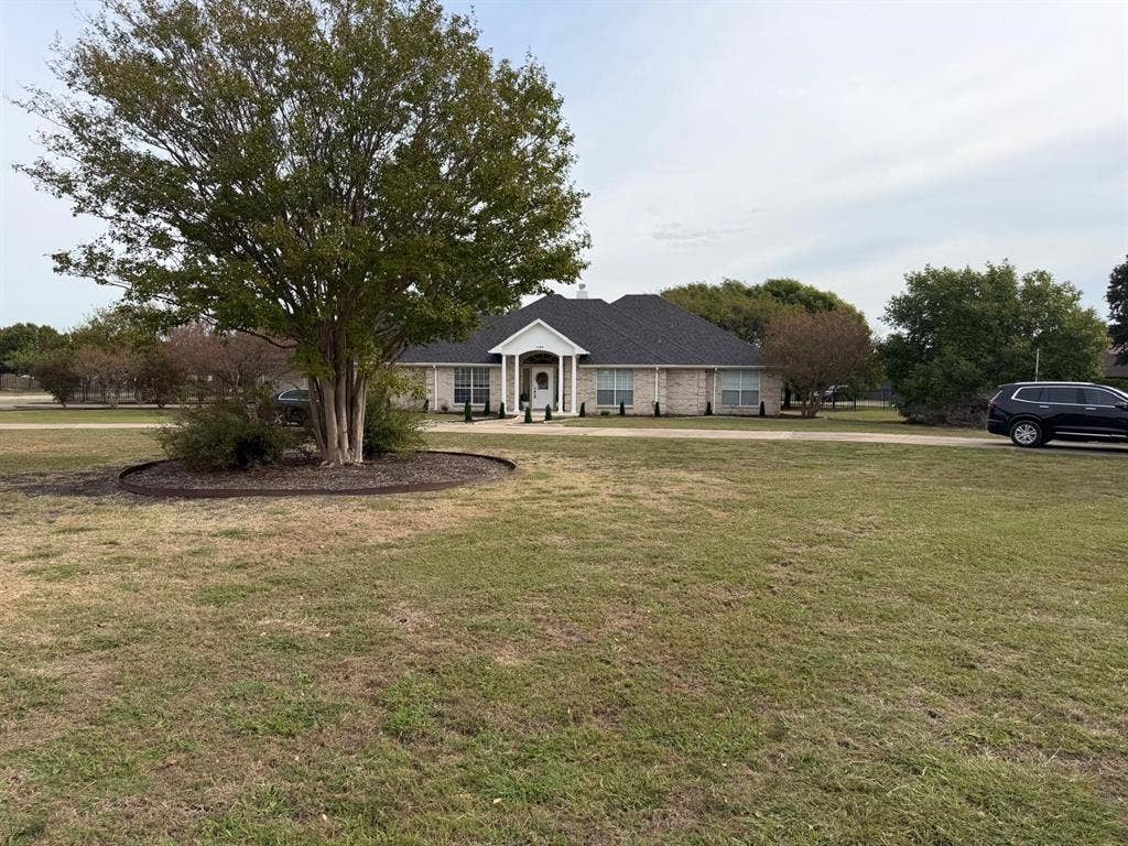 1165 E Oaklawn Drive, Talty, TX 75160 1165 E Oaklawn Drive, Talty, TX 75160