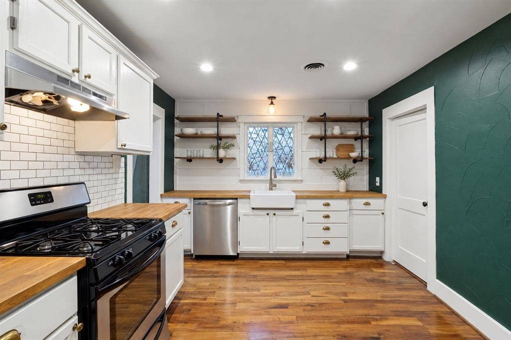1224 Hollywood Avenue, Dallas, TX 75208 1224 Hollywood Avenue, Dallas, TX 75208