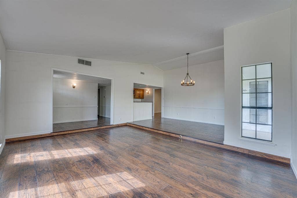 3113 Powell Drive, Rowlett, TX 75088 3113 Powell Drive, Rowlett, TX 75088