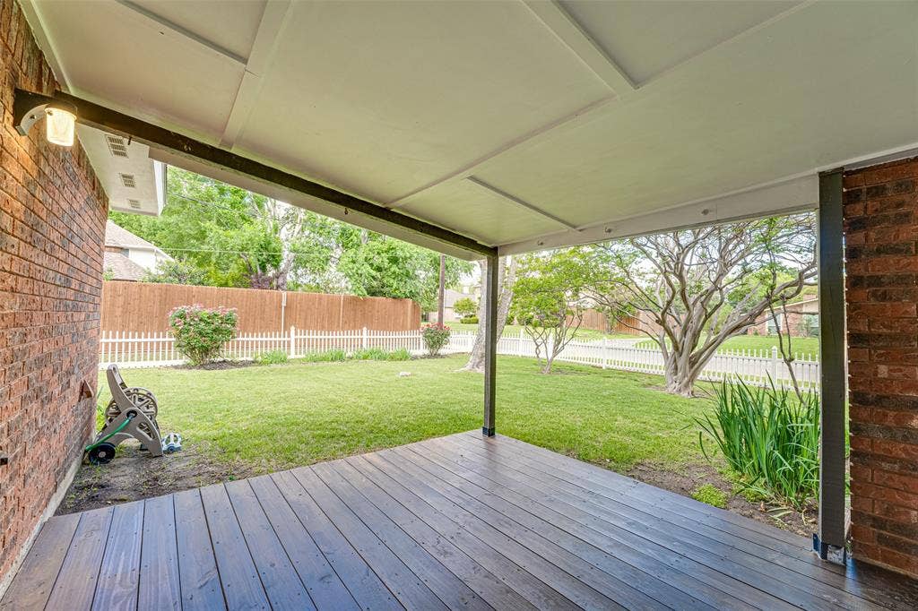 3113 Powell Drive, Rowlett, TX 75088 3113 Powell Drive, Rowlett, TX 75088