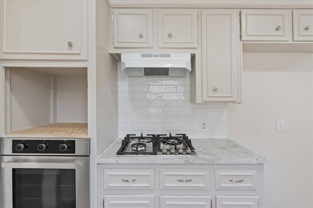 313 Carver Street, Waco, TX 76704 313 Carver Street, Waco, TX 76704