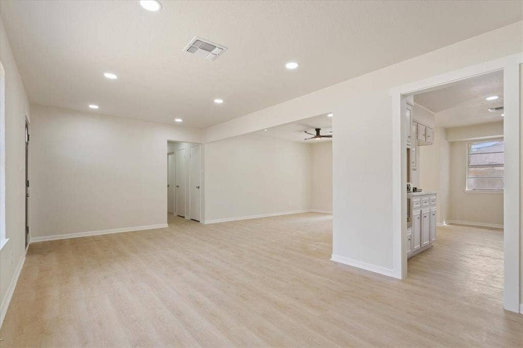 313 Carver Street, Waco, TX 76704 313 Carver Street, Waco, TX 76704
