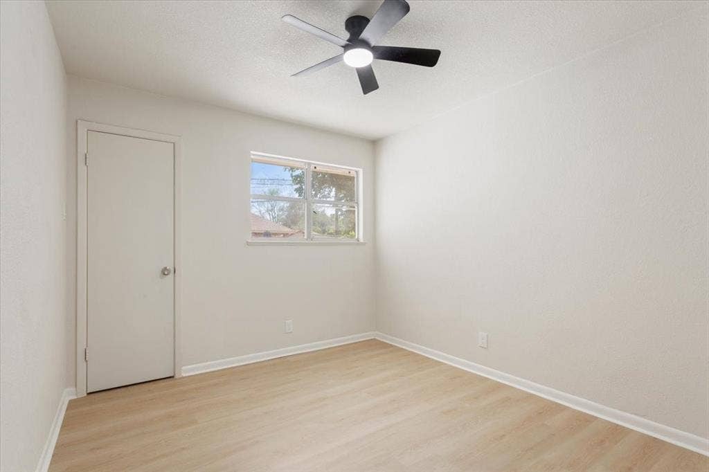 313 Carver Street, Waco, TX 76704 313 Carver Street, Waco, TX 76704