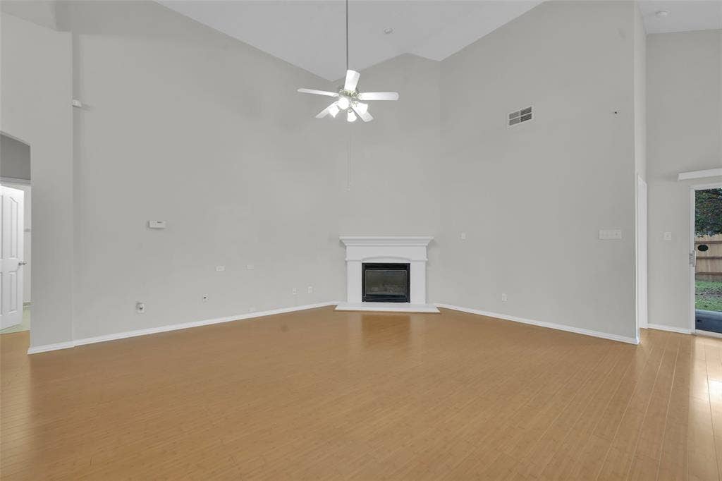 2716 Silver Hill Drive, Fort Worth, TX 76131