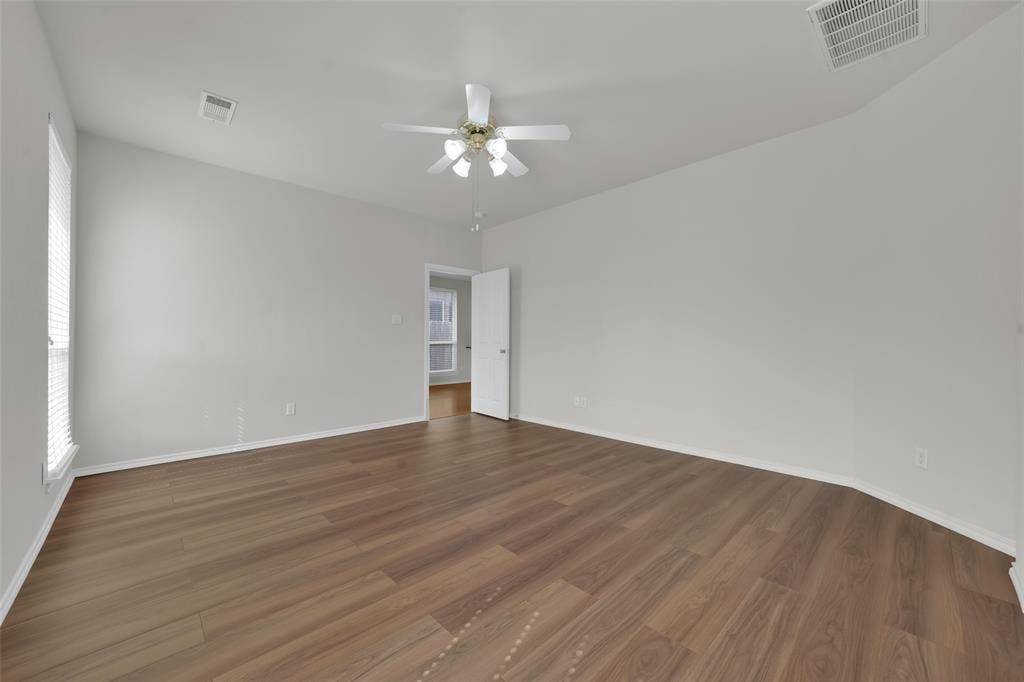 2716 Silver Hill Drive, Fort Worth, TX 76131