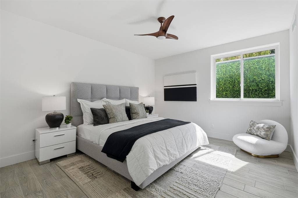 9007 Leaside Drive, Dallas, TX 75238 9007 Leaside Drive, Dallas, TX 75238