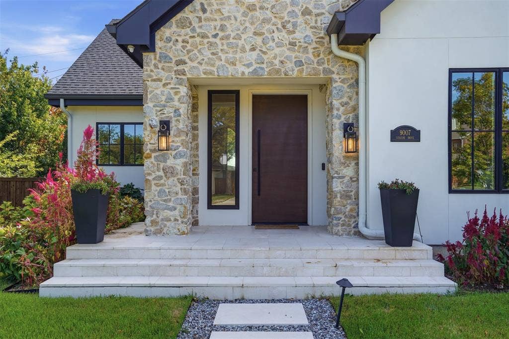 9007 Leaside Drive, Dallas, TX 75238 9007 Leaside Drive, Dallas, TX 75238