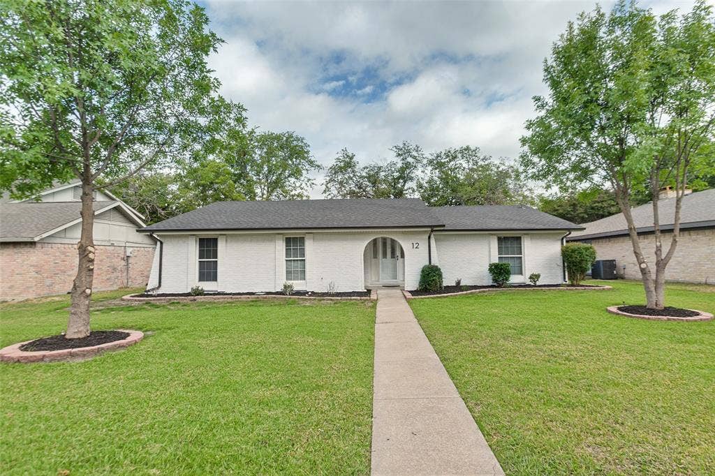 12 Merrie Circle, Richardson, TX 75081