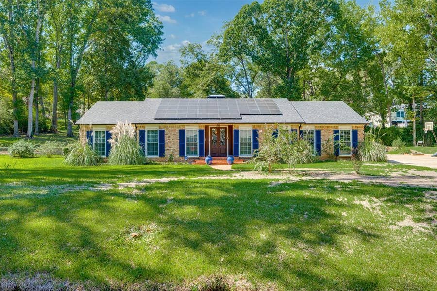 Property photo for 603 Glenwood Dr, Palestine, TX