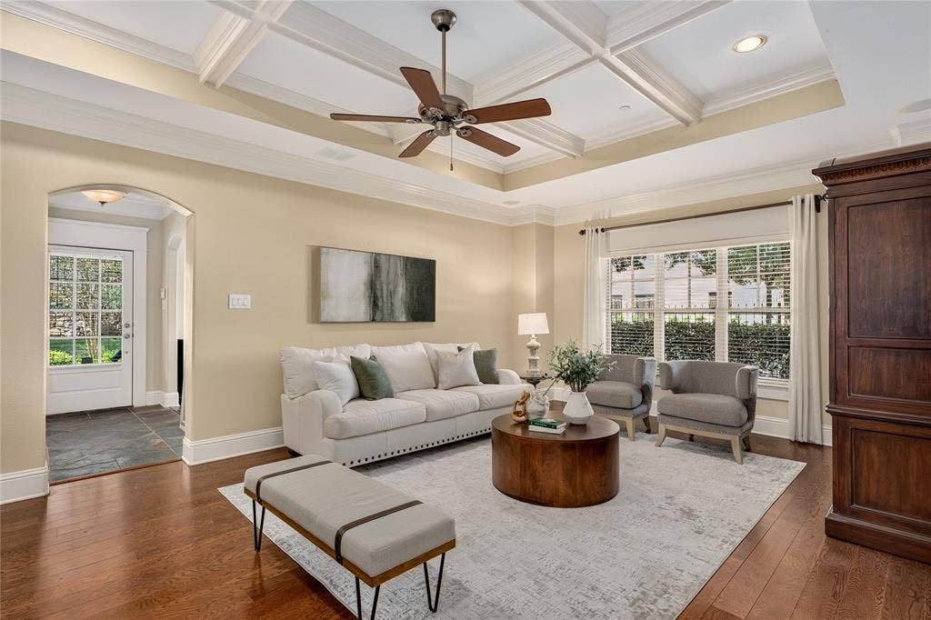 8820 Dewland Drive, #3204, McKinney, TX 75070 8820 Dewland Drive, #3204, McKinney, TX 75070
