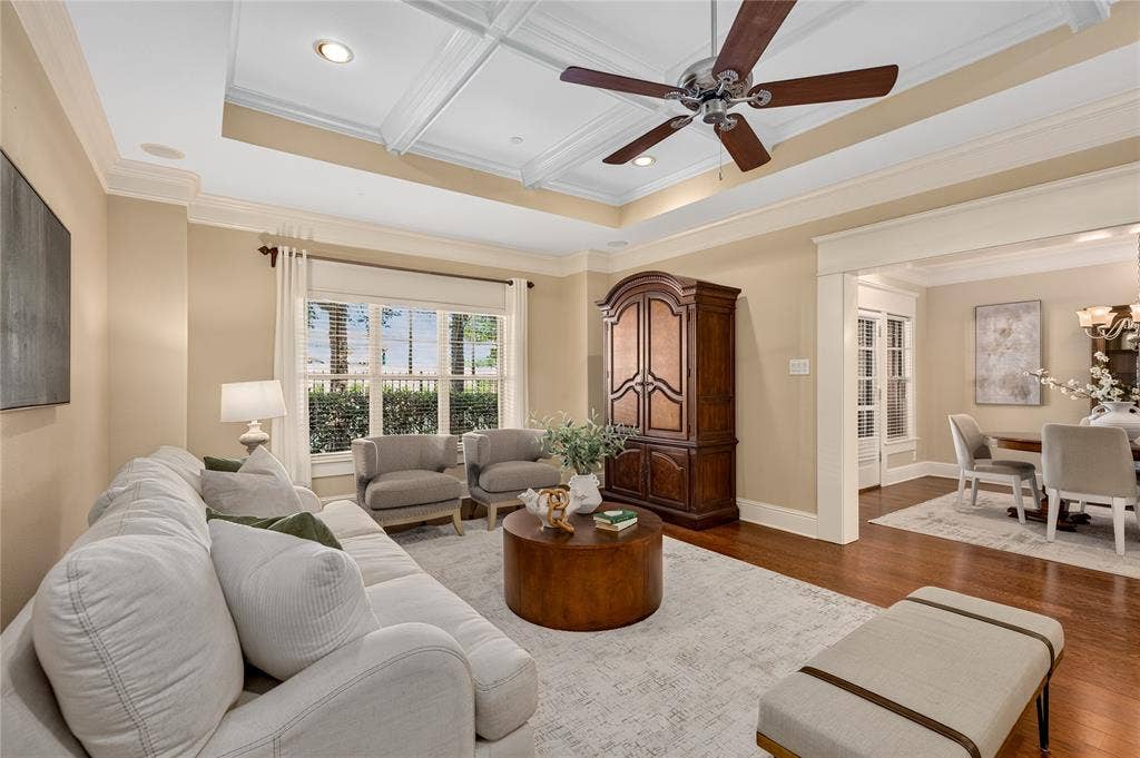 8820 Dewland Drive, #3204, McKinney, TX 75070 8820 Dewland Drive, #3204, McKinney, TX 75070