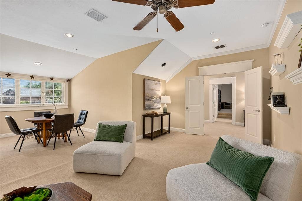 8820 Dewland Drive, #3204, McKinney, TX 75070 8820 Dewland Drive, #3204, McKinney, TX 75070