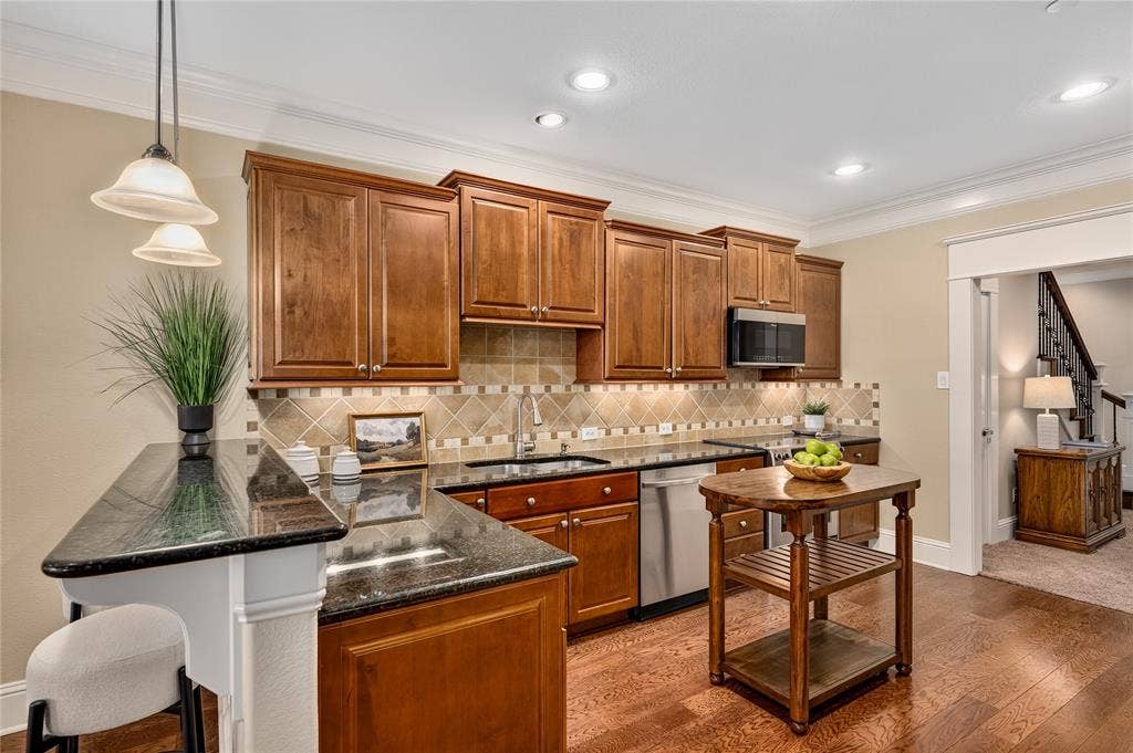 8820 Dewland Drive, #3204, McKinney, TX 75070 8820 Dewland Drive, #3204, McKinney, TX 75070