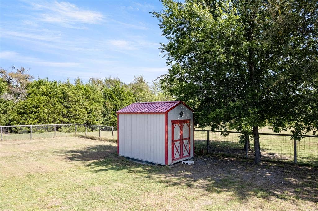 6963 FM 1377, Blue Ridge, TX 75424 6963 FM 1377, Blue Ridge, TX 75424