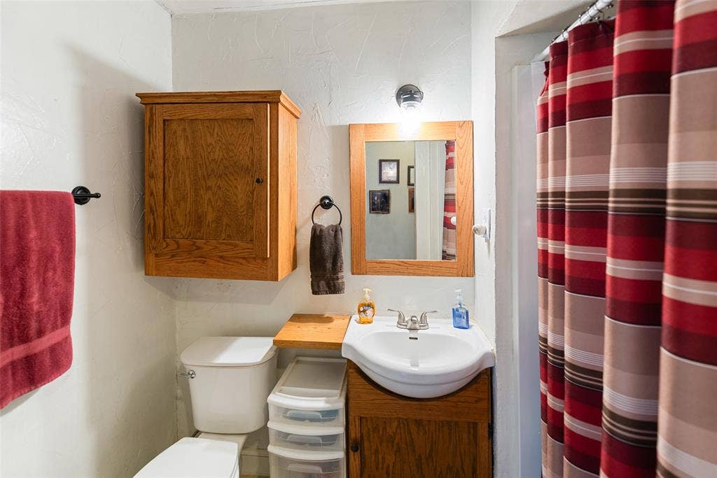 6963 FM 1377, Blue Ridge, TX 75424 6963 FM 1377, Blue Ridge, TX 75424