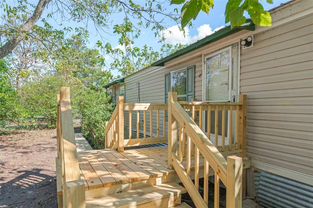 2528 Baywood Drive, Wills Point, TX 75169 2528 Baywood Drive, Wills Point, TX 75169