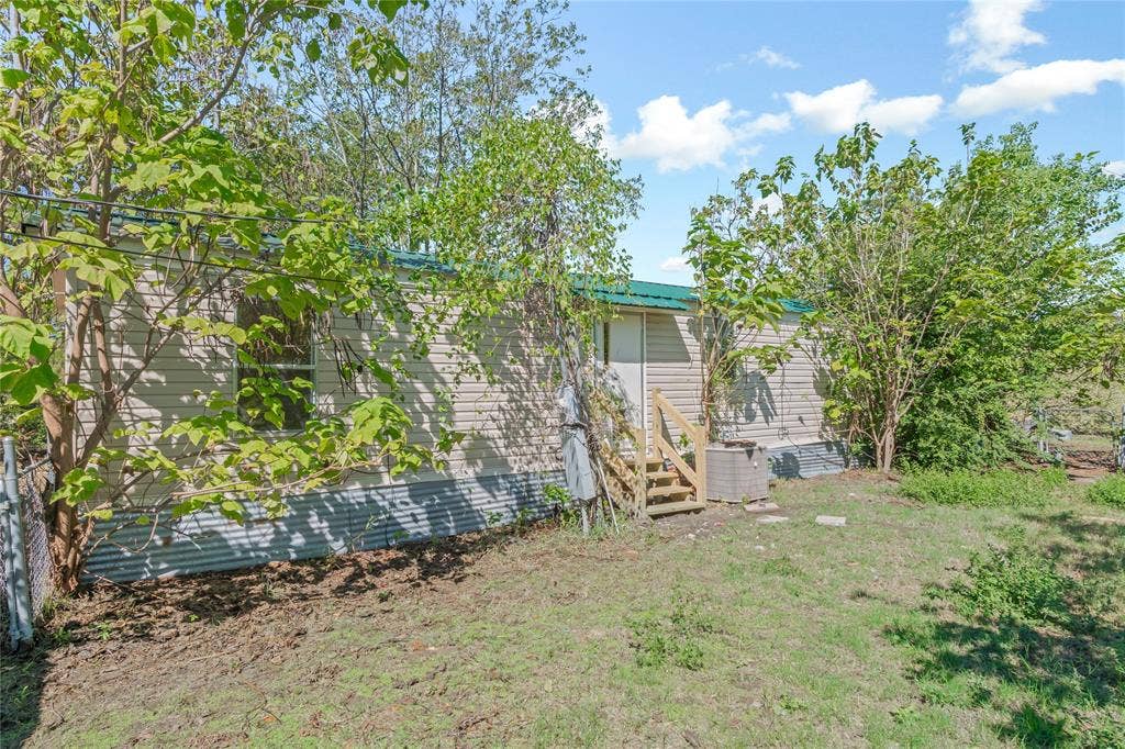 2528 Baywood Drive, Wills Point, TX 75169 2528 Baywood Drive, Wills Point, TX 75169