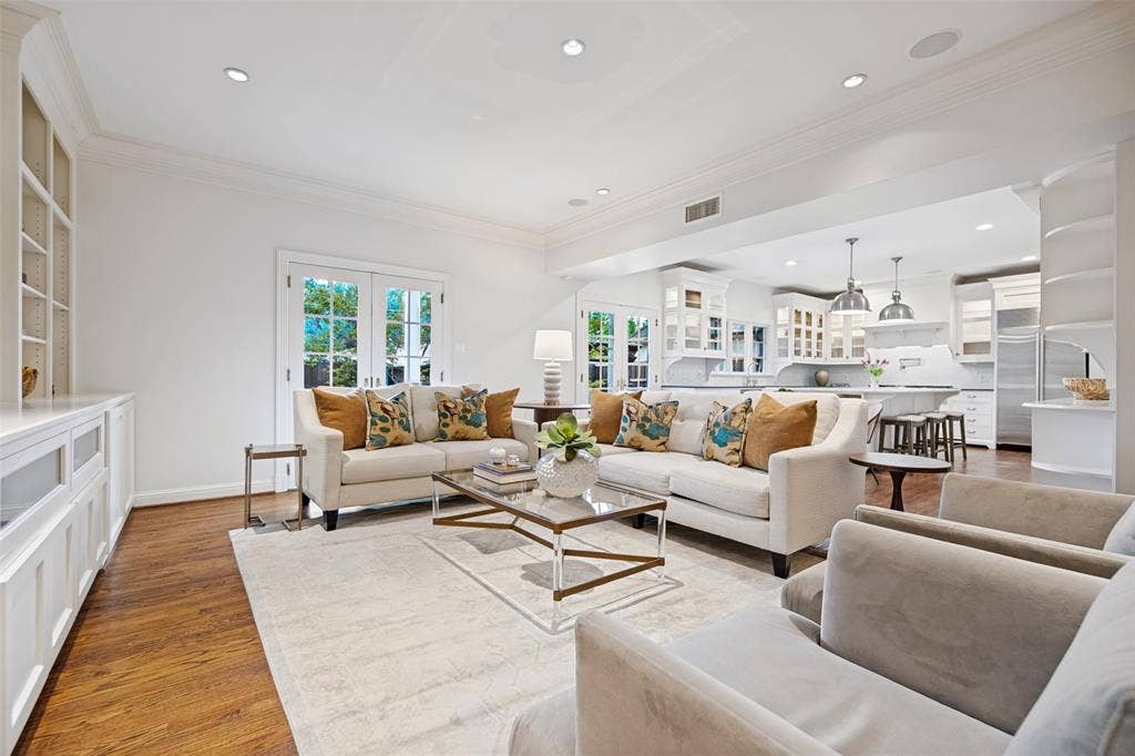 4629 Lorraine Avenue, Highland Park, TX 75209 4629 Lorraine Avenue, Highland Park, TX 75209