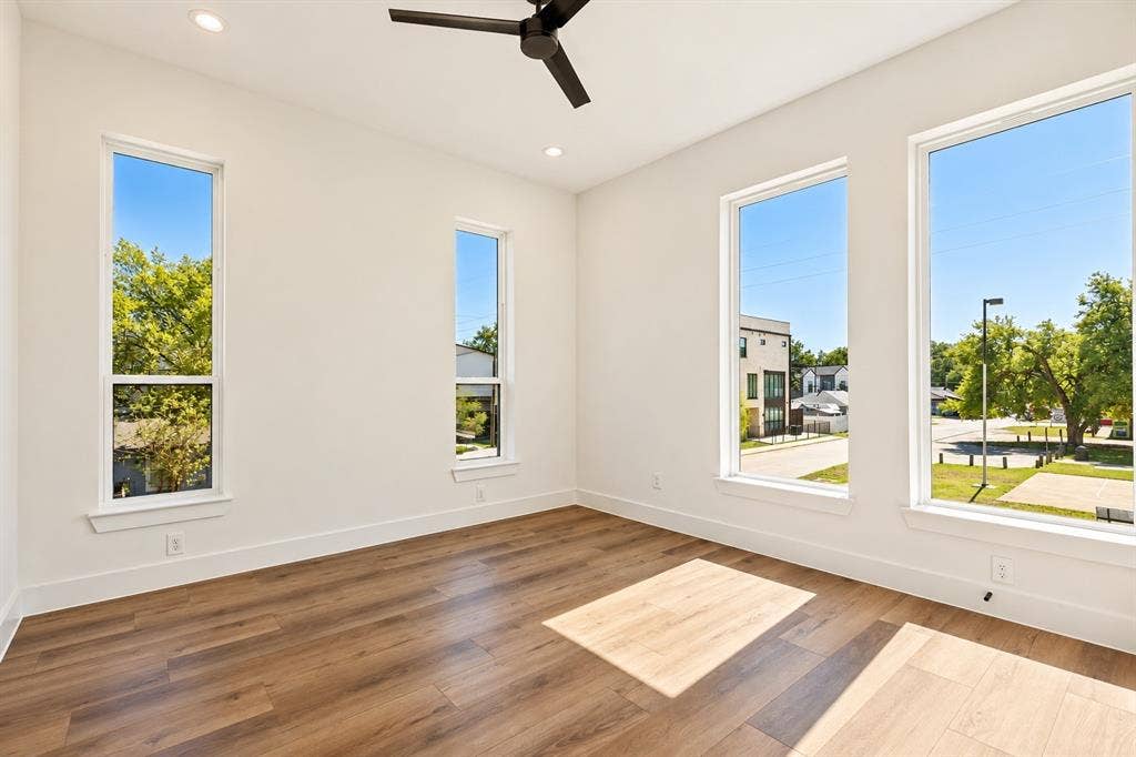 903 Bayonne Street, Dallas, TX 75212 Recessed lighting, wood-finish flooring, and a ceiling fan